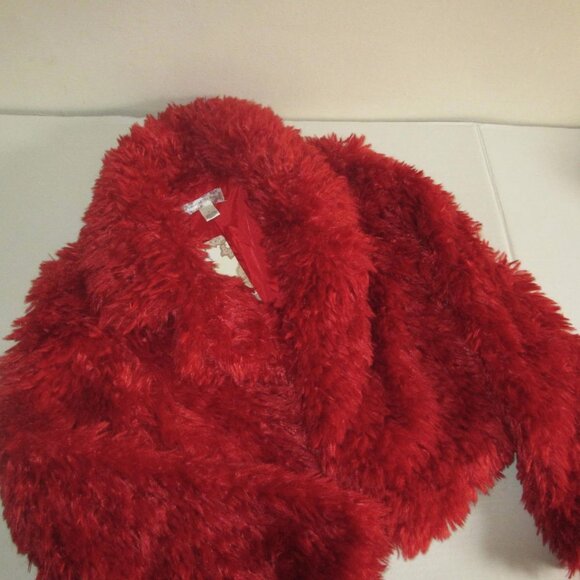 Band Of The Free Chili Pepper Red Faux Fur Open Front Jacket Size SMALL NWT - Picture 2 of 7
